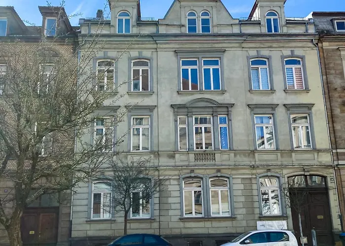 Stadtwohnung, Zentrale Lage, Stilvoll Vollmoebliert